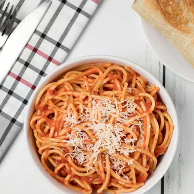 Spaghetti Marinara.
